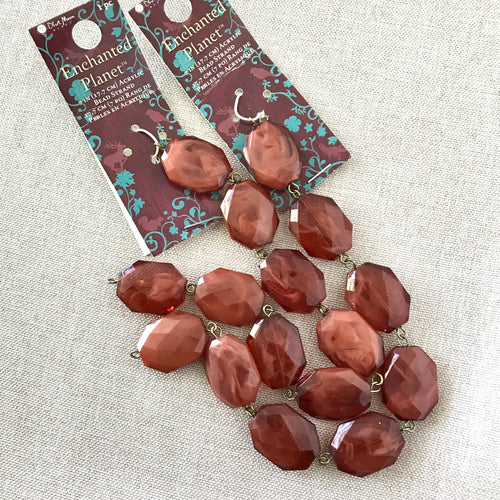 Red Marble Faceted Oval Links - Acrylic - 15mm x 19mm - Package of 16 Links - The Attic Exchange