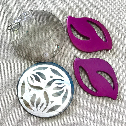 Acrylic Leaf and Floral Smokey Pendant Mix - Package of 4 Pendants - The Attic Exchange