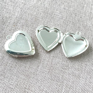 Silver Plated Heart Lockets - Plain - 20mm x 23mm - Silver Plated - Package of 2 Locket Charms - The Attic Exchange