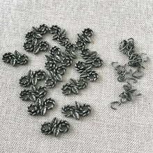 Load image into Gallery viewer, Rope Leaf Connectors - Blue Moon Beads - Antique Silver Plated - 10mm x 15mm - Package of 16 Links - The Attic Exchange