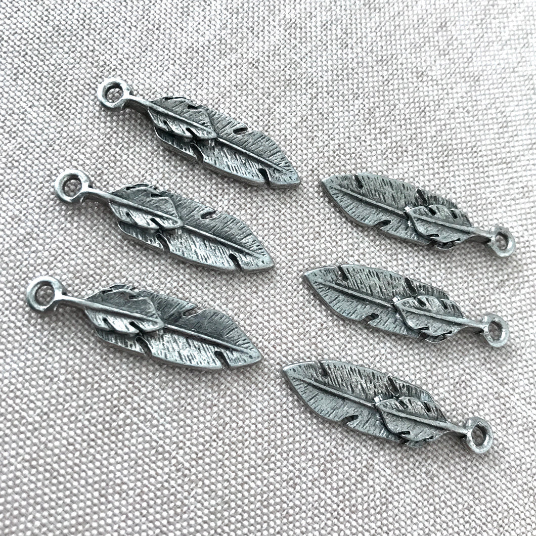 Antique Silver Feather Charms - 30mm - Antique Silver Cast Pewter - Pack of 6 Charms - The Attic Exchange