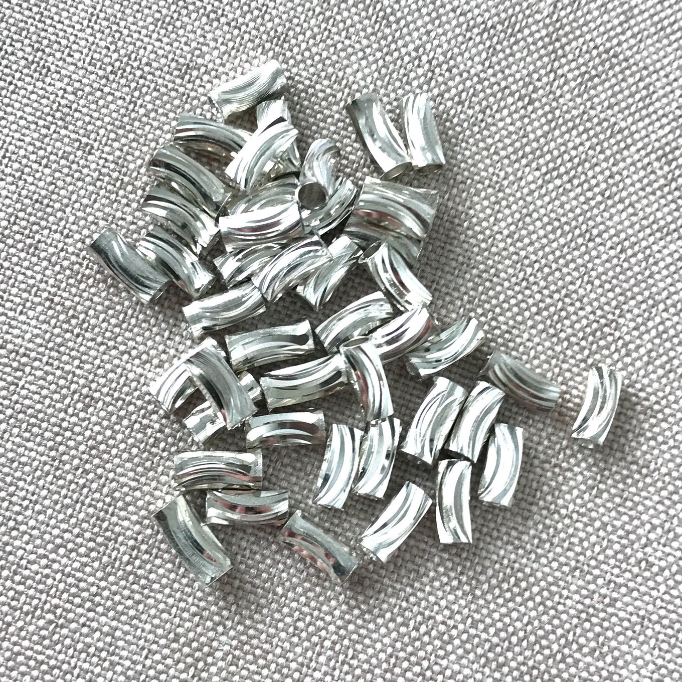Silver Diamond Cut Tube Beads - 7mm x 3mm - Spacer Beads Metal Beads - –  The Attic Exchange