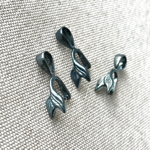 Gunmetal Double Leaf Prong Bail - Gunmetal - 16mm x 5mm Opening - Pack of 3 Bails - The Attic Exchange
