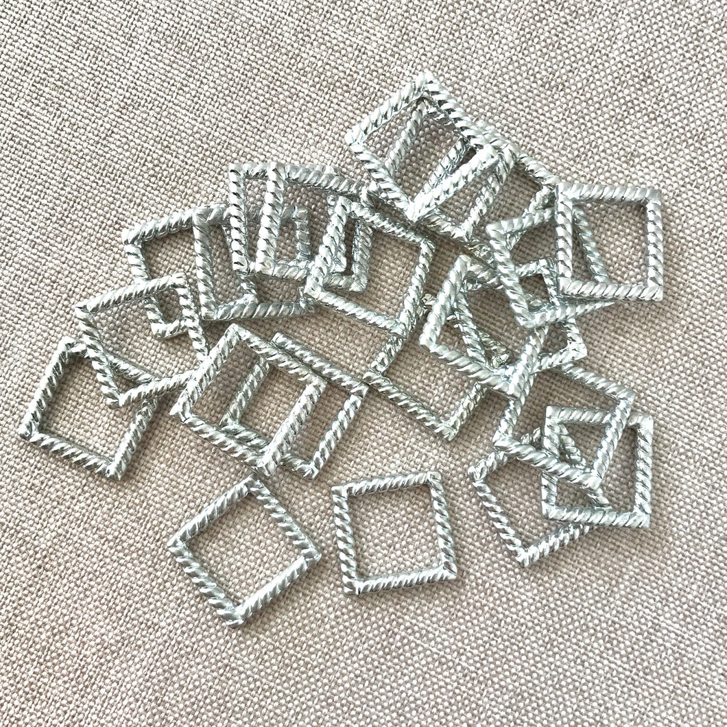 Textured Silver Rope Square Links - 15mm - Silver Plated - Package of 22 Links - The Attic Exchange