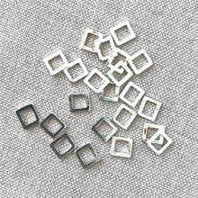 Load image into Gallery viewer, Shiny Silver Square Links - 6mm - Silver Plated - Package of 22 Links - The Attic Exchange