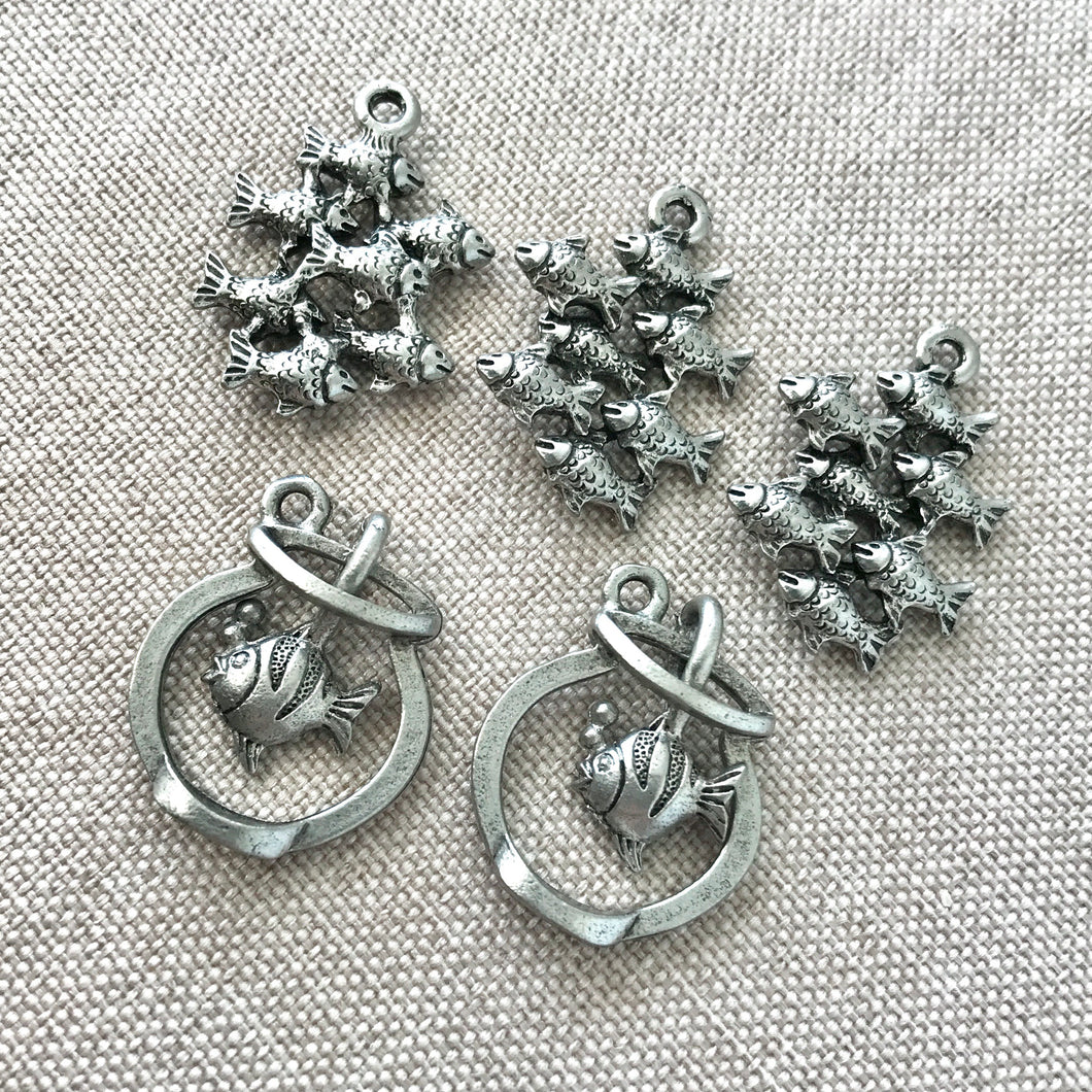 Pewter Fish Dangle Antique Silver Charms - Antiqued Silver - Pewter - Package of 5 Charms - The Attic Exchange