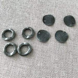 Oxidized Silver Wavy Circle Links with Drops - 11mm - Circle Connector Link - Oxidized Silver Plated - Package of 4 Links and 4 Drops - The Attic Exchange