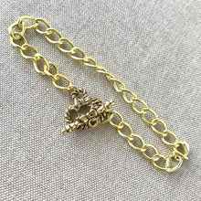 Load image into Gallery viewer, Bow Toggle Curb Chain - Gold Plated Curb Chain Bracelet - 8&quot; - 8 inch - With Toggle Clasp - The Attic Exchange