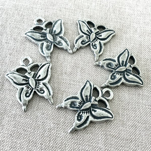 Antiqued Silver Butterfly Charms - 30mm - Heavy - Flat Back - Package of 5 - The Attic Exchange