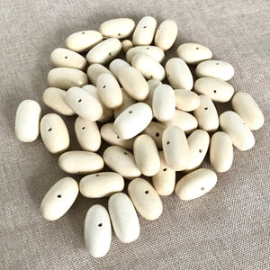 Ivory Oval Wood Beads - 18mm x 10mm - Ivory White - Wooden - Package of 46 Beads - The Attic Exchange